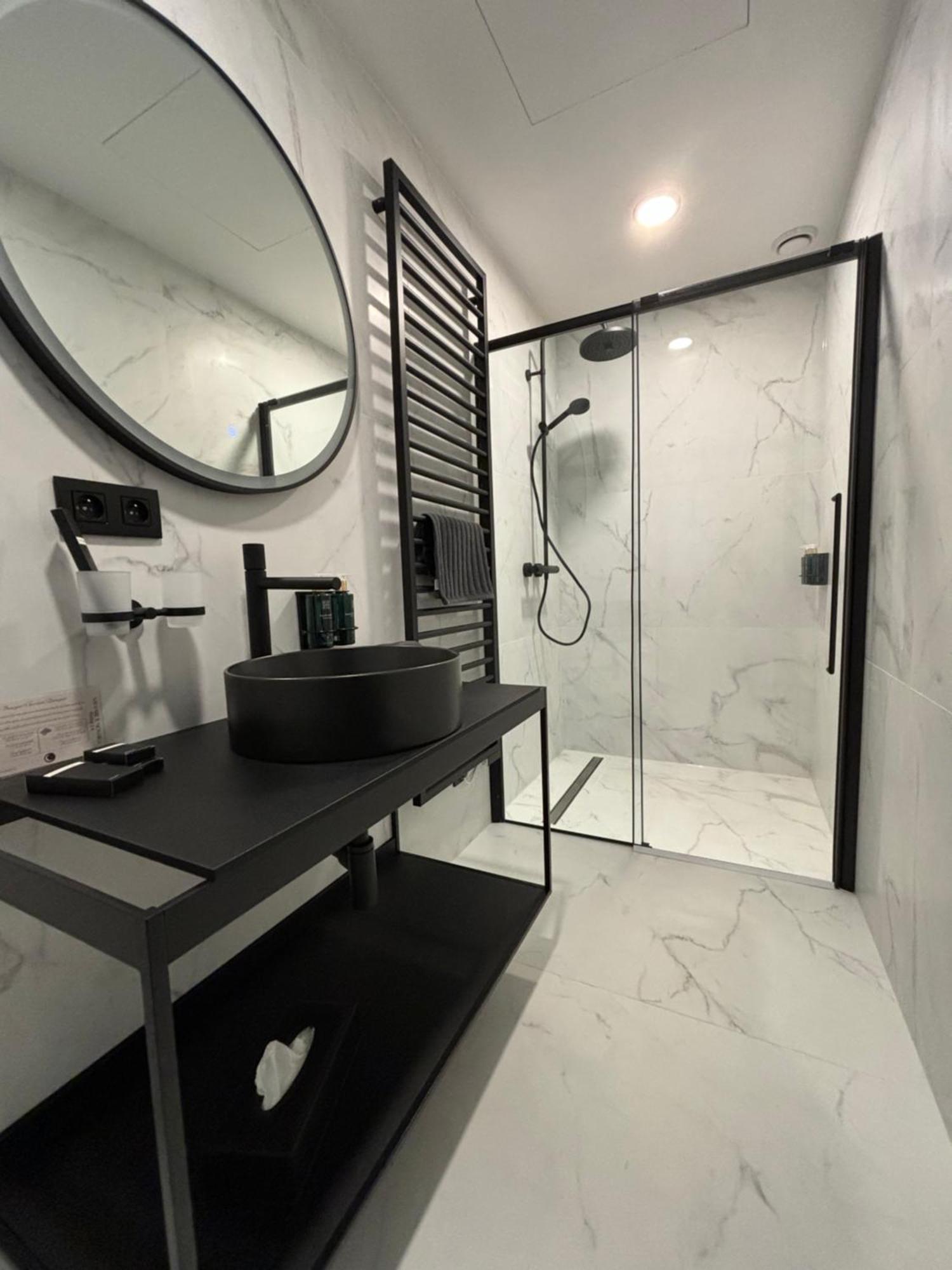 Hotel Mezza Notte Ronse Bagian luar foto