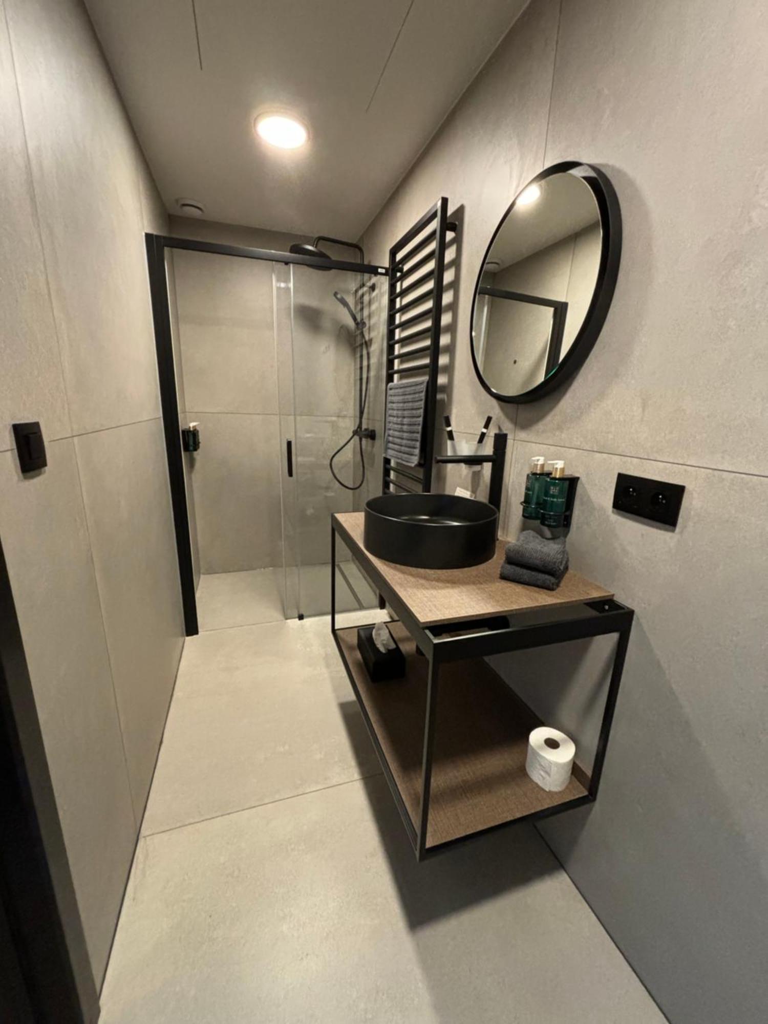 Hotel Mezza Notte Ronse Bagian luar foto