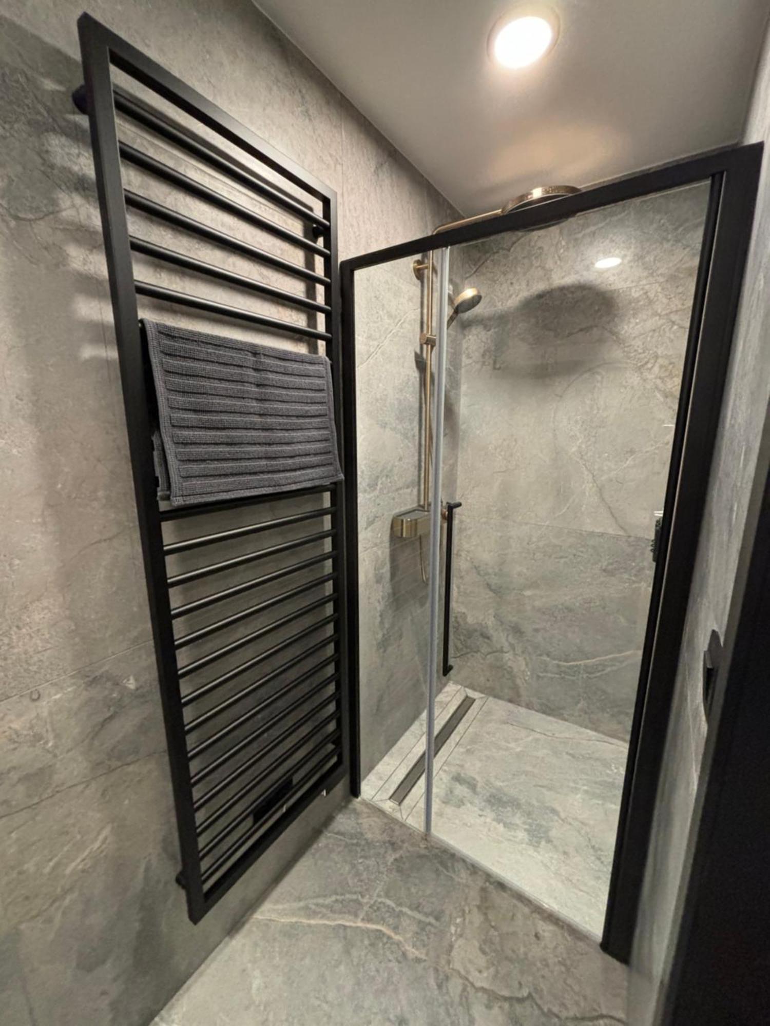 Hotel Mezza Notte Ronse Bagian luar foto